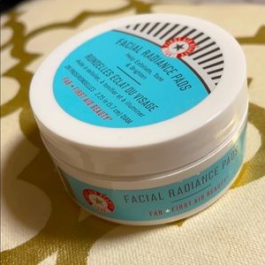 First Aid Beauty Facial Radiance Pads 28 Count NEW
